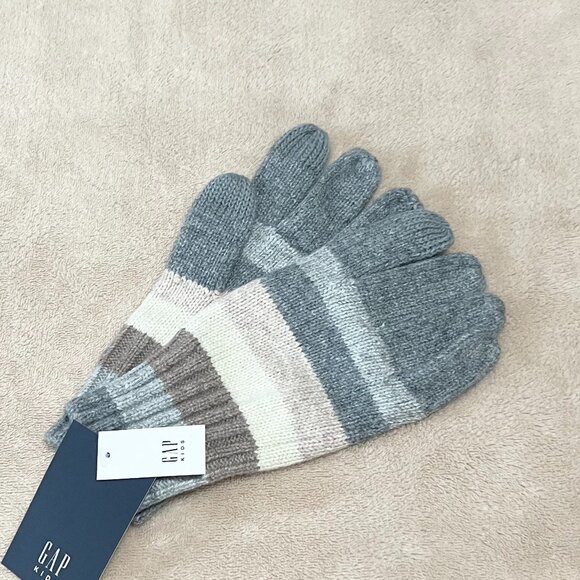 GAP Smartphone Gloves - Picture 2 of 4